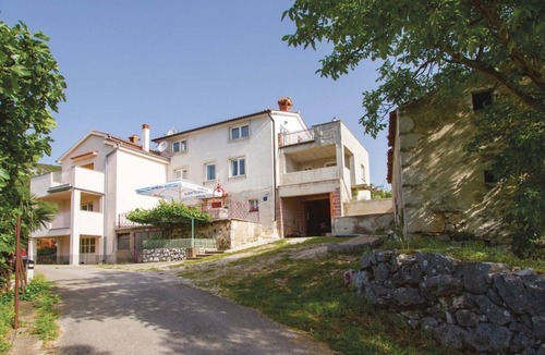 Brsec Apartment | Scenic Seafront Brsec Apartment - Three Bedroom Apartment with Terrace
