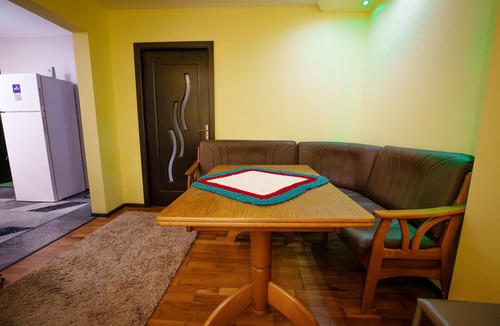 Slanic-Moldova Apartment | Se închiriază Apartamentin StatiuneaSlănic Moldova