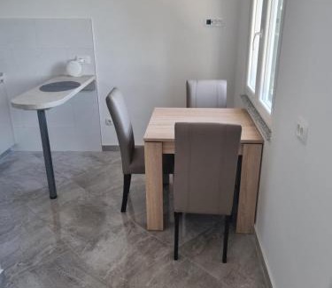 Stanici Apartment | Sea Breeze