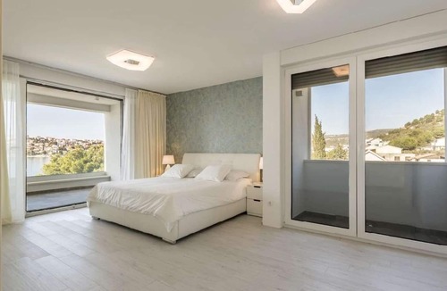 Dvornica Villa | Sea View Villa Rogoznica
