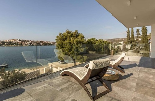 Dvornica Villa | Sea View Villa Rogoznica