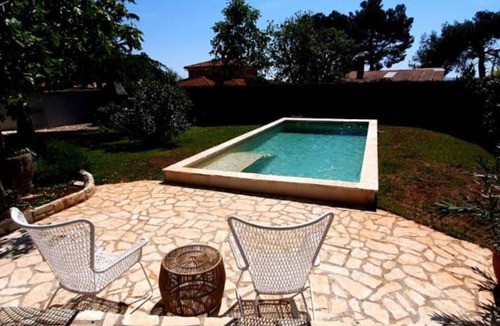 Đuba House | Seafront Dreamy Holiday Home Spina with Pool - Two Bedroom Holiday Home with Pool