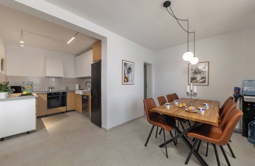 Starigrad House | Seafront Escape - 4BR Beachfront Villa for 8, Tribanj, Croatia