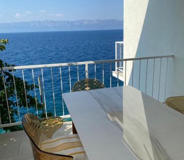 Trpanj House | Seafront Vacation home "Tea"