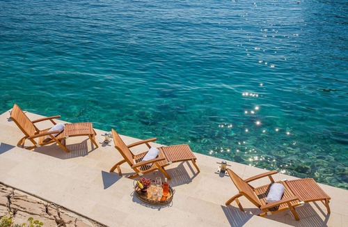 Cove Osibova (Milna) Villa | Seafront Villa Marella