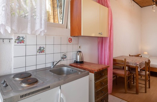 Marusici Apartment | Seaside Apartments Ivana