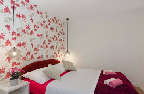 Cove Osibova (Milna) House | Seaside family friendly house with a swimming pool Cove Smokvina, Brač (K-18003)
