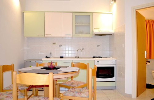 Ugljan House | Seaside holiday house Ugljan (K-21541)