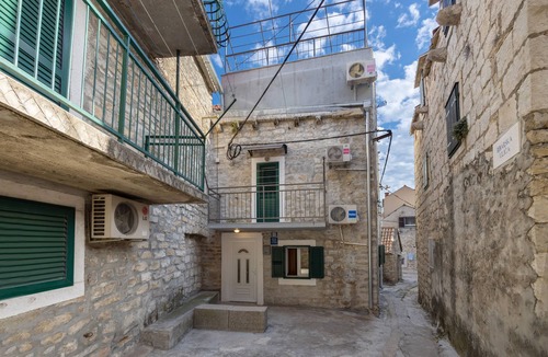 Kastel Sucurac House | Seaside holiday house Kaštel Sućurac, Kaštela (K-19241)