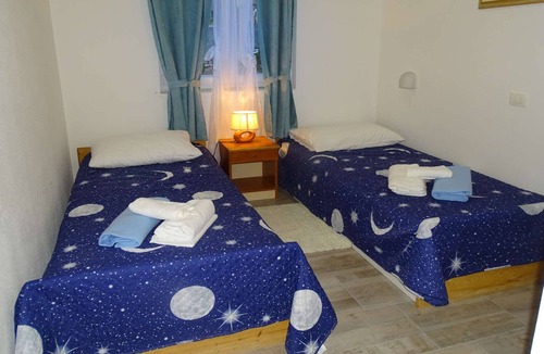 Rtina Apartment | Seaview Apartment House Apt.2 on a great location