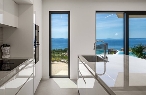 Podstrana Villa | Seaview Villa Allure, Luxurious 4 en-suite bedroom Retreat with panoramic sea views