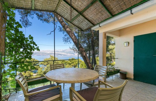 Praznica House | Secluded fisherman's cottage Cove Dučac, Brač (K-24291)