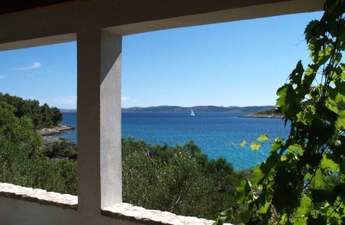 Kraj House | Secluded fisherman's cottage Cove Žinčena, Pašman (K-12982)
