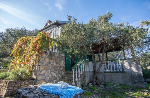 Kraj House | Secluded fisherman's cottage Cove Ladjin - Landjin, Pasman - 8500