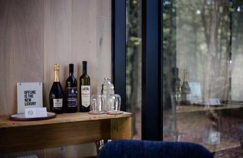 Gradec House | Secluded Glass House Escape with Hot Tub & Forest Views in Zagreb, Croatia
