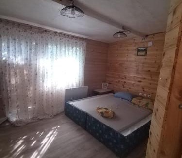 Gvozd House | Shambhala, eko selo Blatuša