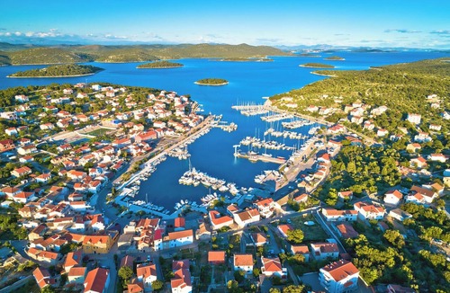 Jezera Boat Rental | Sibenik Sun and Beach Sailing Extravaganza: A Croatian Coastal Adventure