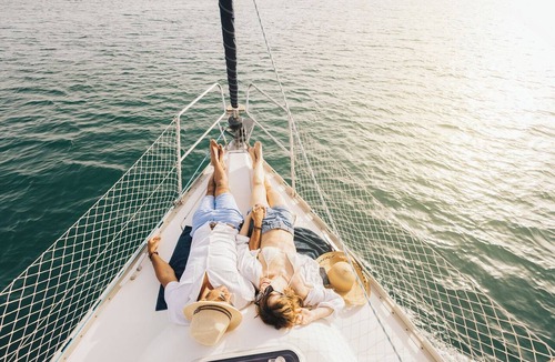 Sibenik Boat Rental | Sibenik Sunshine Sailing: A Luxurious Croatian Beach Experience