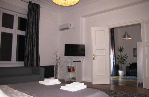 Zagreb Apartment | SILVER Apartment