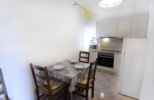 Monterol Apartment | Small, simple apartment Stella Maris 2