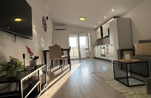 Kastel Novi Apartment | Smile4U