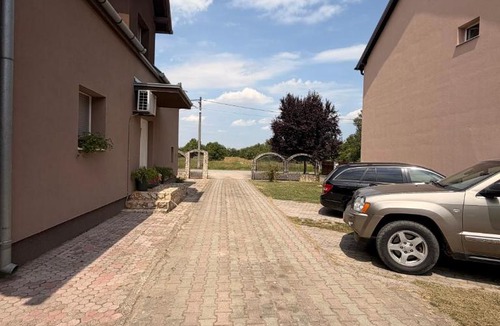 Nijemci House | Sobe HUBERTUS Lipovac Bajakovo
