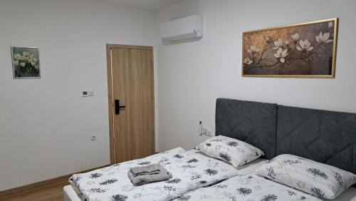 Vinkovci House | Sobe Magnolija, self check-in