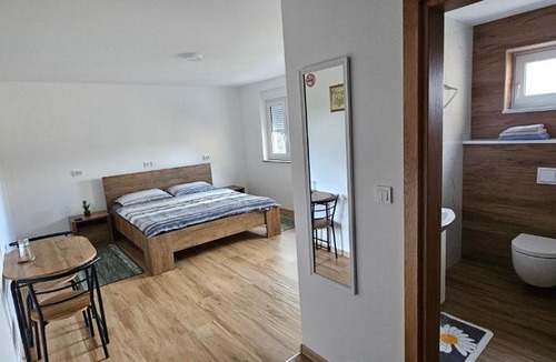 Zdralovi Bed & Breakfast | Sobe Mrak