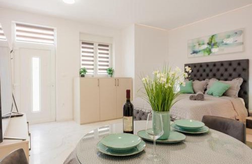 Solin Apartment | Soprani