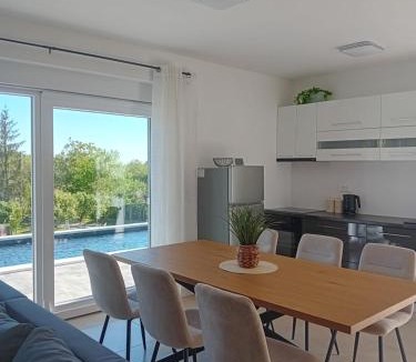 Nova Kapela House | Spa & Pool Holiday House - Šumska vila