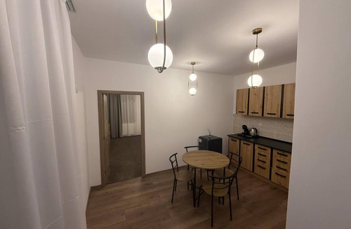 Centrul Nou Apartment | Spacious 2-Room Apartment near Brașov Center | Random Studio | Pet frendly