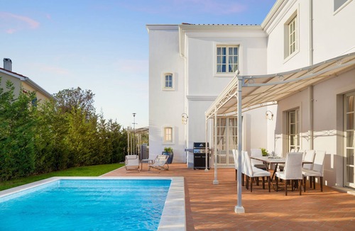Lanterna Villa | Spacious 4-bedroom villa Bianca by Casa del Sole in charming Vabriga with pool.