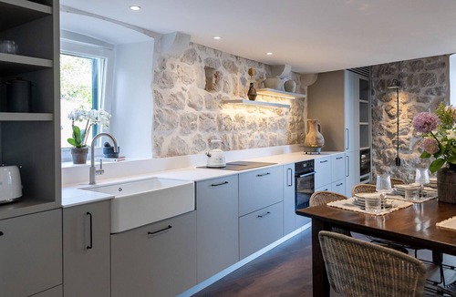 Orasac Villa | Spacious and beautifully restored stone house nestled in a quiet village Orasac