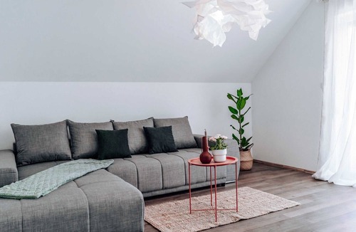 Cerknica Apartment | Spacious and Modern Apartment with Spectacular View - Three Bedroom Apartment with Balcony and Terrace