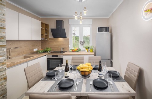 Rosini Apartment | Spacious and well-equipped duplex apartment near Porec with great views.