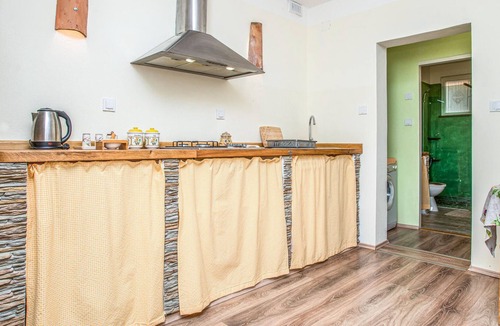 Porozina Apartment | Spend a relaxing vacation in the apartment in a quiet location near the forest.