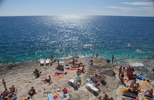 Pula Resort | Splendid Golden Rocks Resort