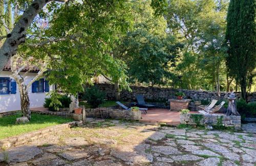 Stifanici House | Stancija Baladur in Rakovci - 3 Häuschen für insgesamt 6 Personen Baladur 3