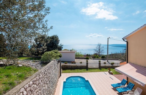 Koromacno Ski Chalet | Standalone House Marija up to 12 People private Pool and Seaview by 22Estates