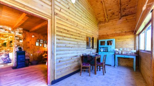 Gospic Ski Chalet | Stara trešnja