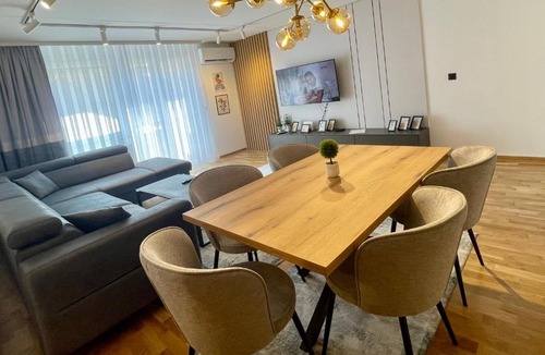 Old Town Apartment | Stars Exclusive Including free garage