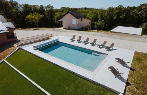 Kutina House | Stay among vineyards with private sauna and nature views