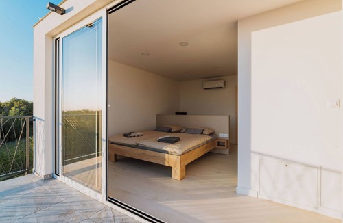 Kutina House | Stay among vineyards with views of Lonjsko Polje