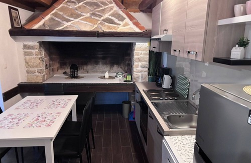 Benkovac Ski Chalet | Stone country House Irena with pool on a large property