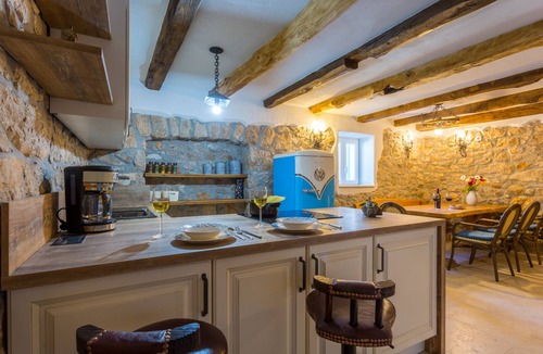 Dobrinj Apartment | Stone House Apartment With A Private And Heated Swimming Pool