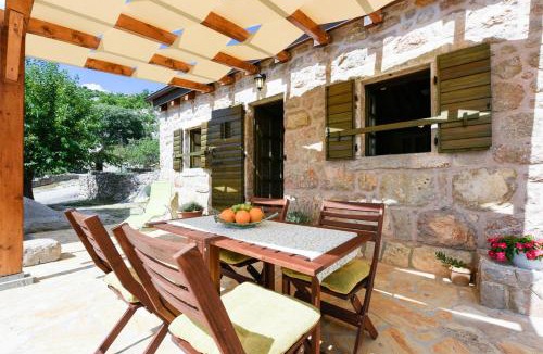 Tribanj House | Stone house BURA