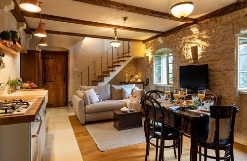 Sestanovac House | Stone House Lola - Two Bedroom Holiday Home