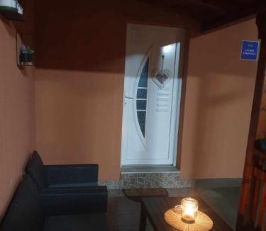 Dakovo Apartment | Studio apartman Alisa