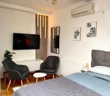 Vukovar Apartment | Studio apartman Centroom - Self check-in - Centar - Parking - Wi-Fi