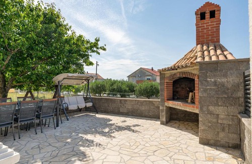 Donje Rastane Apartment | Studio apartman Cornelia s bazenom i jakuzijem